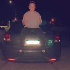 Meet your Posher, Libby